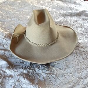 Source Unknown Vintage  Beige Women's Felt Western Hat